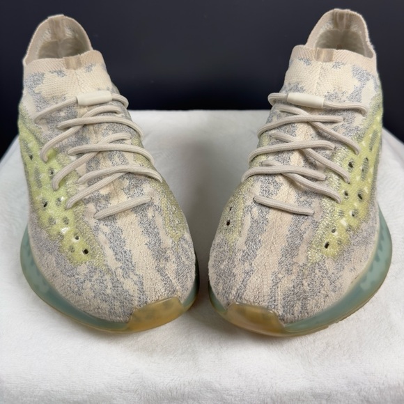 Yeezy Boost 380 Alien Blue | Size 11 - Picture 5 of 16